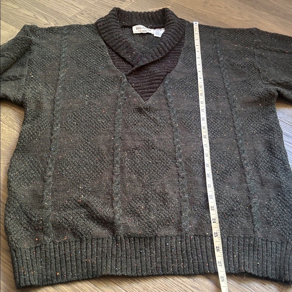 Bugatchi | Vintage Pine Green and Charcoal Knit V-Neck Sweater Size Large - Picture 9 of 14